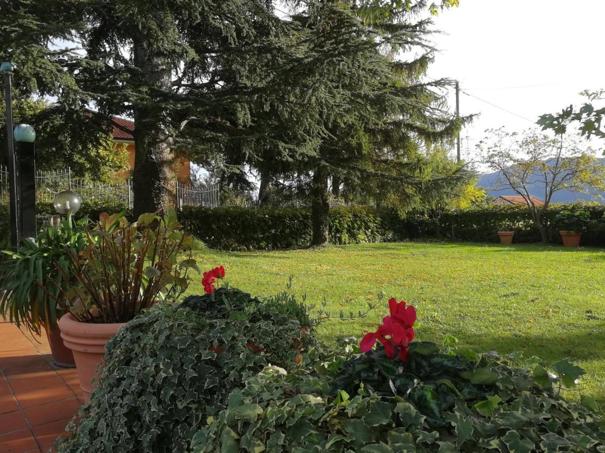 Independent Apartment With A Fabulous Patio - Casa Penny Cisano sul Neva Exterior photo